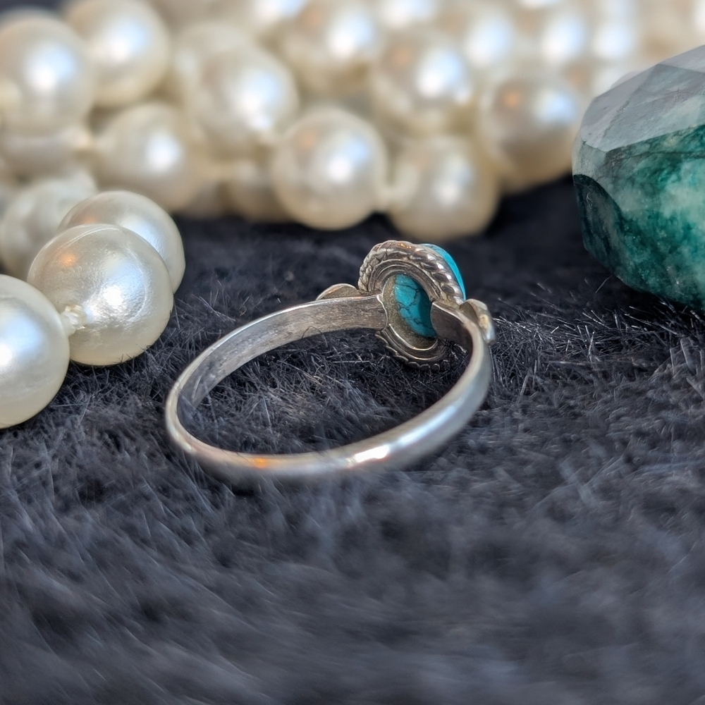 Solid Sterling Turquoise Colored Gemstone Ring 8 - image 5